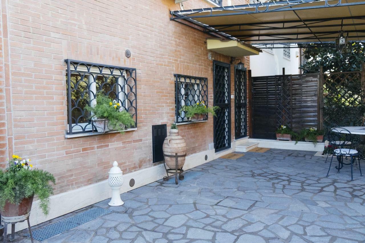 B&B Fontanelle Romane Rome Bagian luar foto