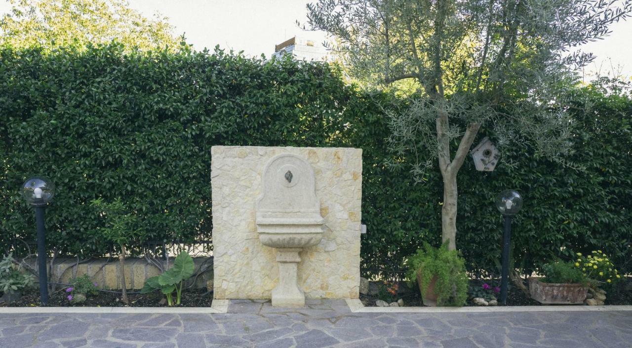 B&B Fontanelle Romane Rome Bagian luar foto