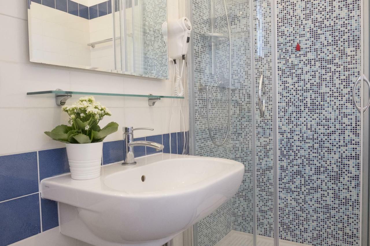 B&B Fontanelle Romane Rome Bagian luar foto